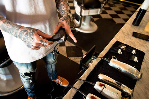 Image of Professional T-Outliner Beard/Hair Trimmer with T-Blade - AVM